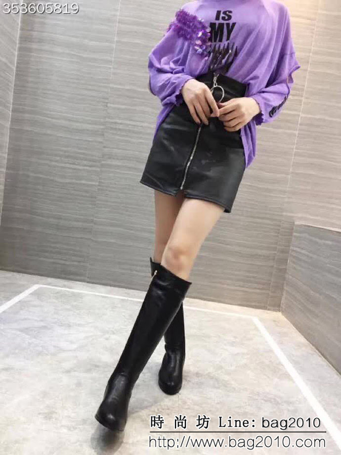 CHANEL香奈兒 2018引領時尚圈 suer有型 彈力皮拼羊絨尼 16寸長靴 QZS2554